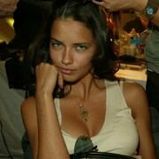 Adriana Lima Backstage and Catwalk Pictures