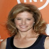 Nancy Travis